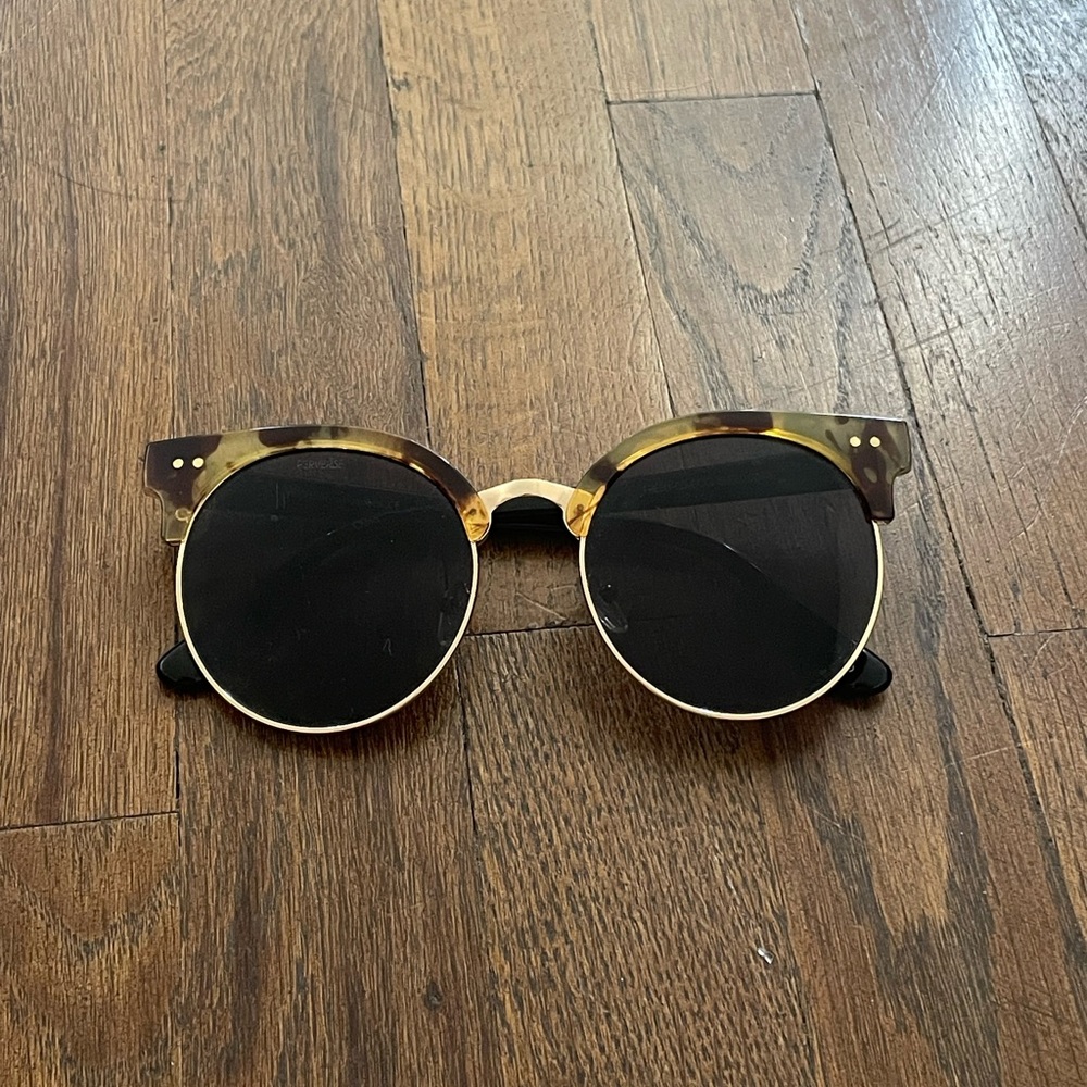Perverse Tortoise Shell Round Sunglasses